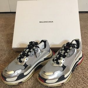 balenciaga triple s silver